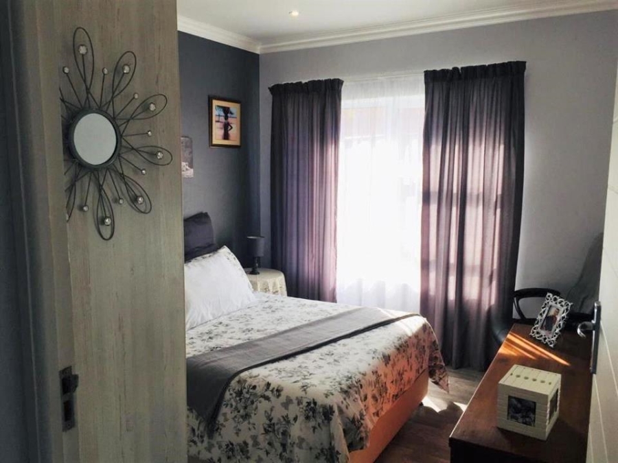 3 Bedroom Property for Sale in Dana Bay Western Cape